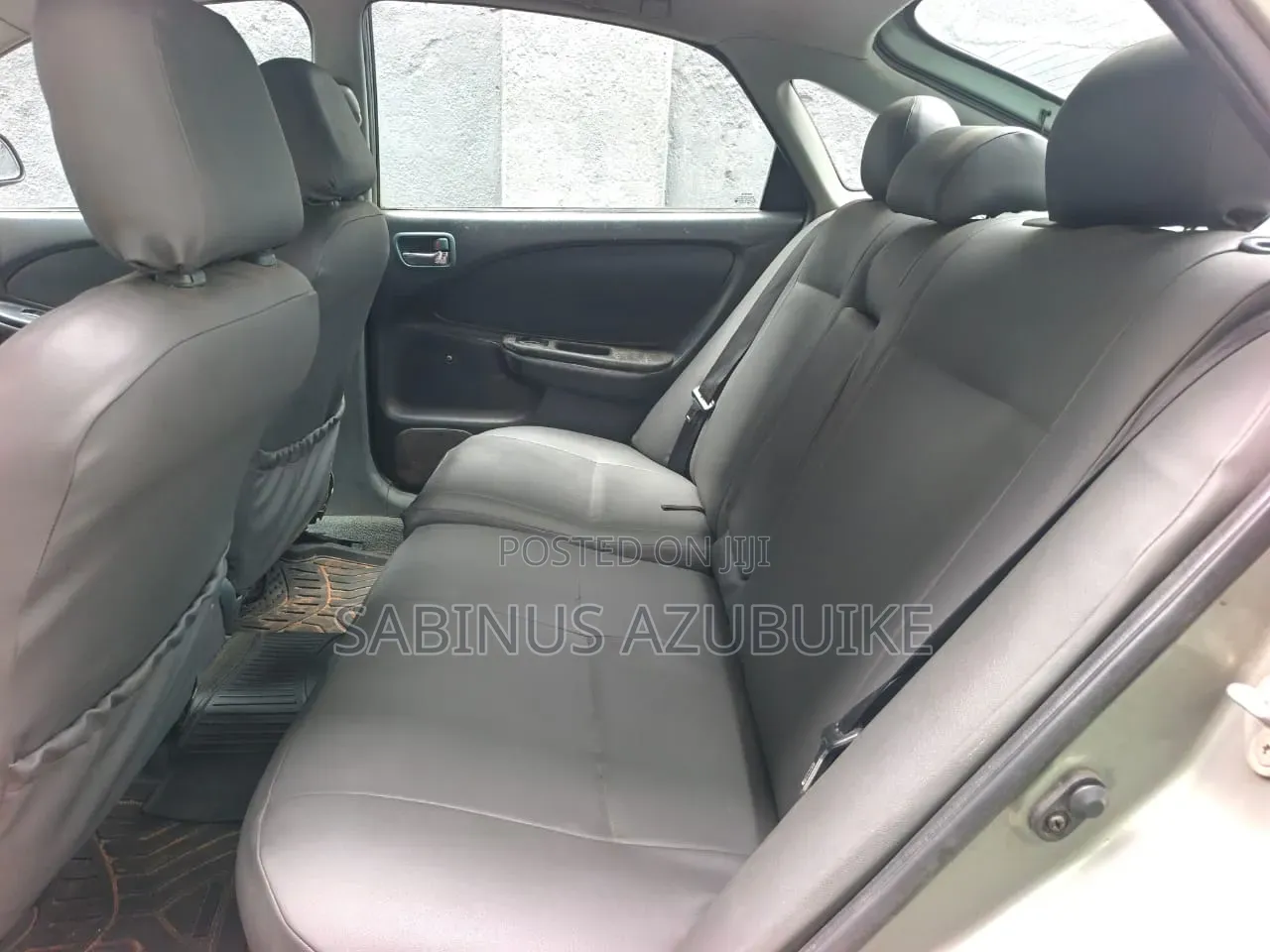Toyota Avensis 2.0 D Verso 2002 Green