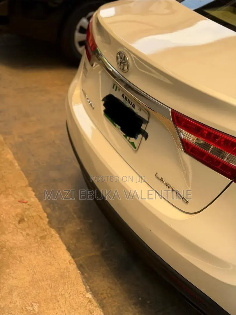 Toyota Avalon 2014 White