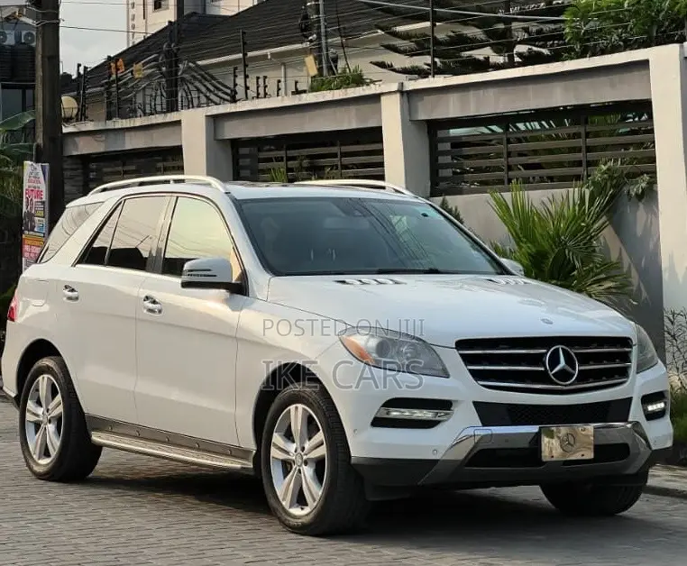 Mercedes-Benz M Class ML350 4MATIC 4dr SUV AWD (3.5L 6cyl 7A) 2014