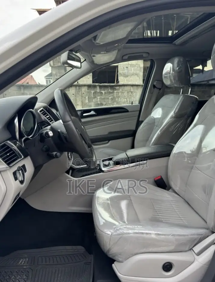 Mercedes-Benz M Class ML350 4MATIC 4dr SUV AWD (3.5L 6cyl 7A) 2014