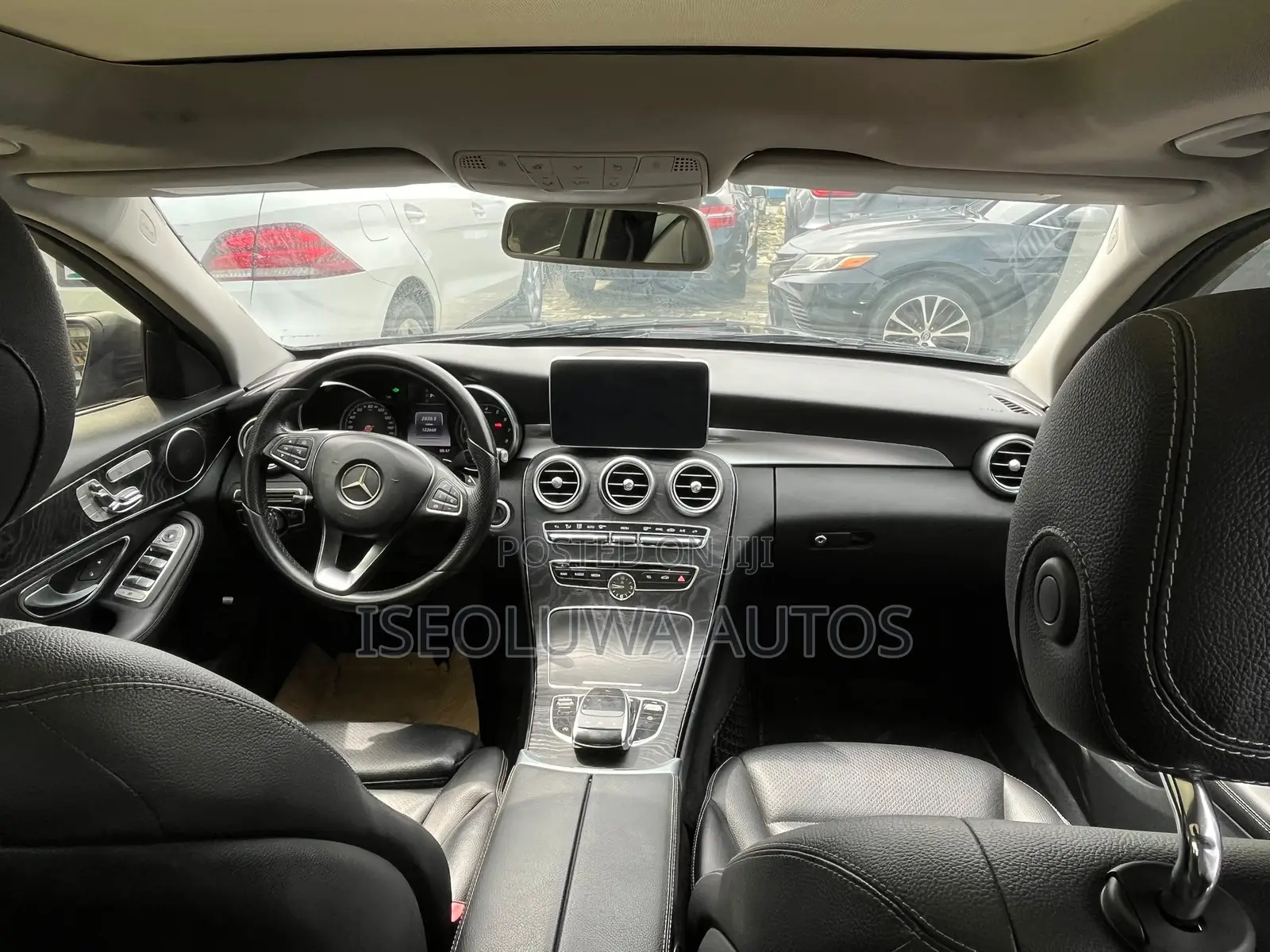 Mercedes-Benz C300 2016 Black