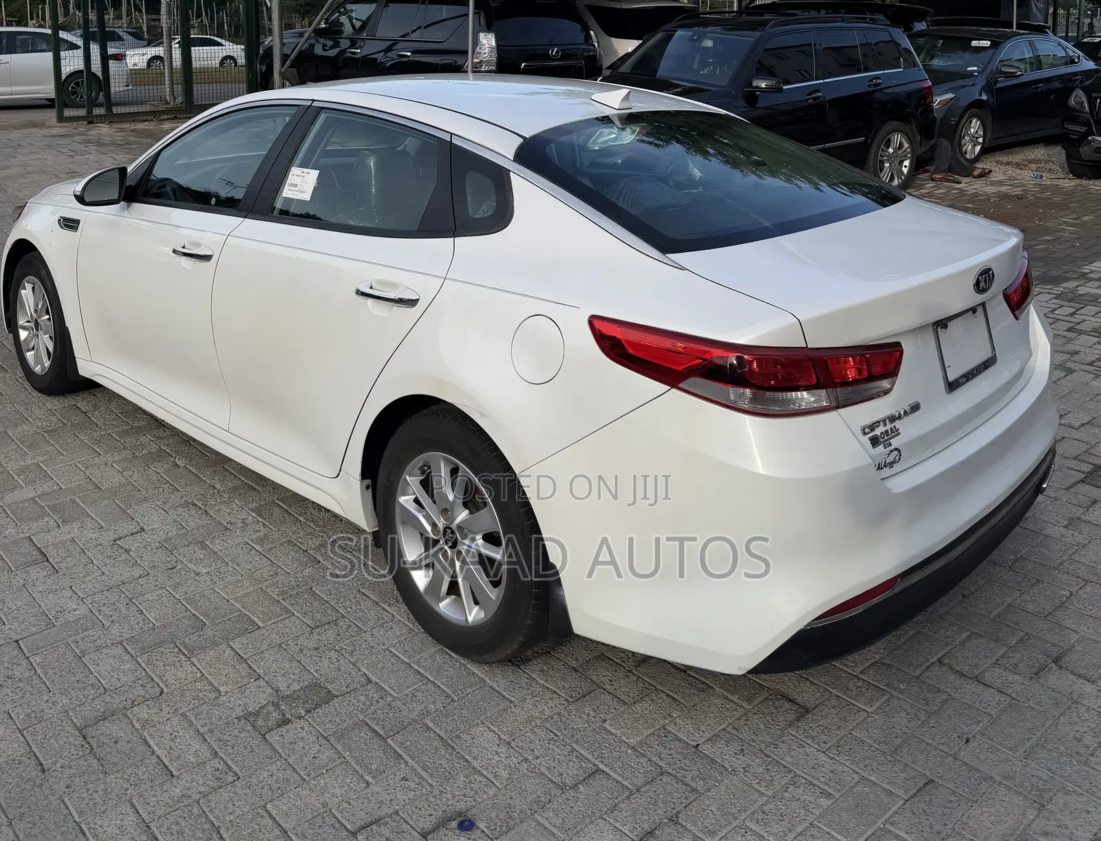 Kia Optima EX 4dr Sedan FWD (2.4L 4cyl 6A) 2017 White