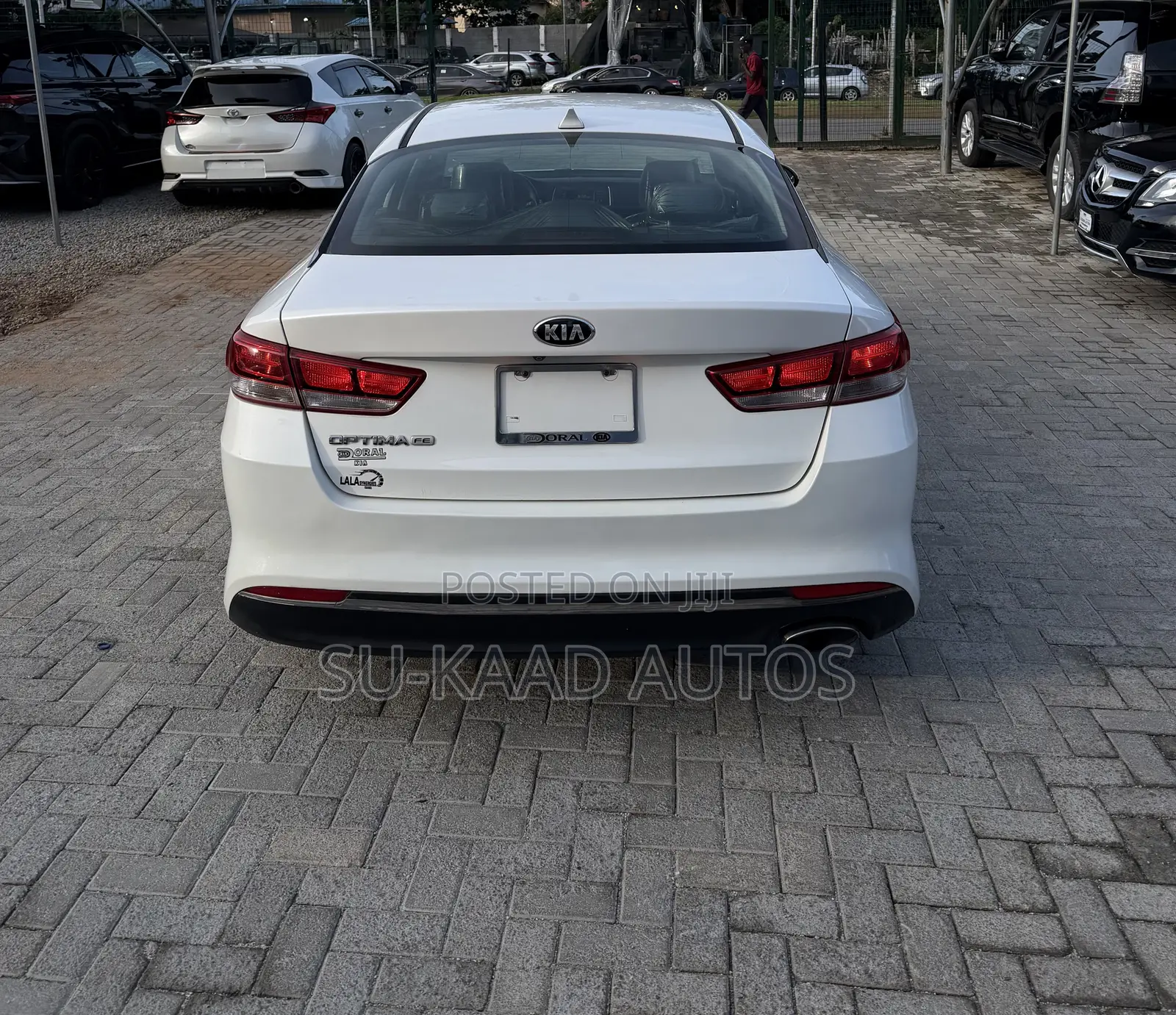 Kia Optima EX 4dr Sedan FWD (2.4L 4cyl 6A) 2017 White