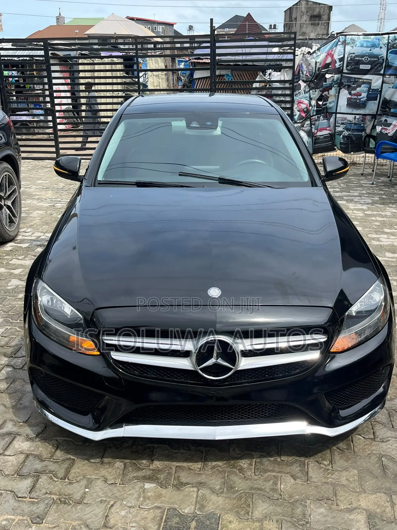 Mercedes-Benz C300 2016 Black