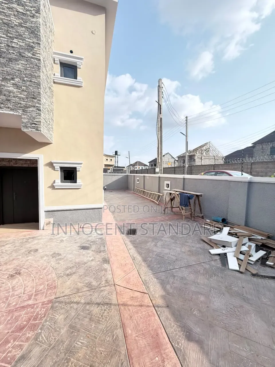 3bdrm Apartment in Fo1, Kubwa for rent