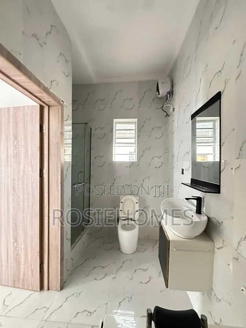 4bdrm Duplex in Orchid, Lekki Phase 1 for rent