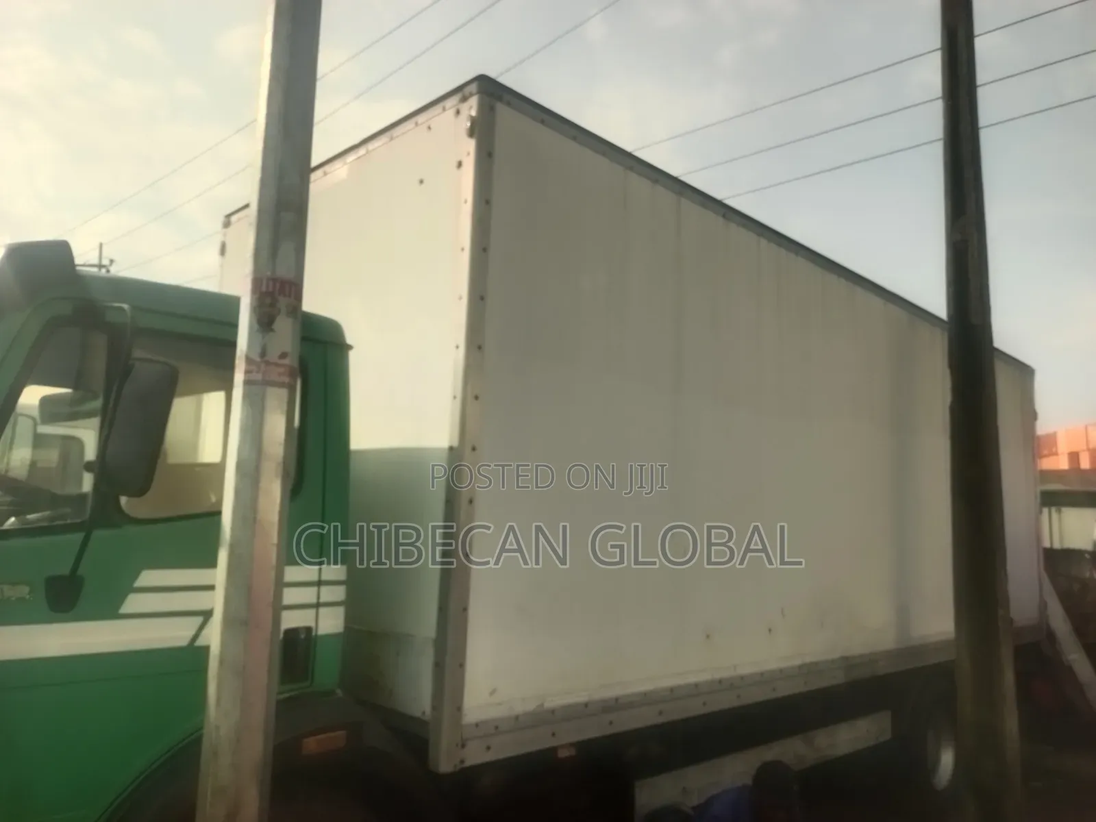 1820 Mercedes Benz Truck (Foreign Used)