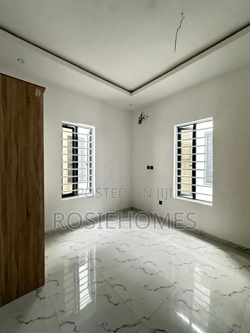 4bdrm Duplex in Orchid, Lekki Phase 1 for rent