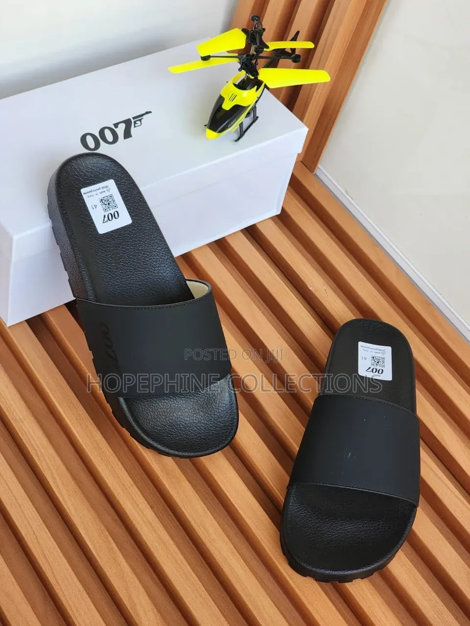 Luxury Palm Slippers for Men – Stylish Comfortable
