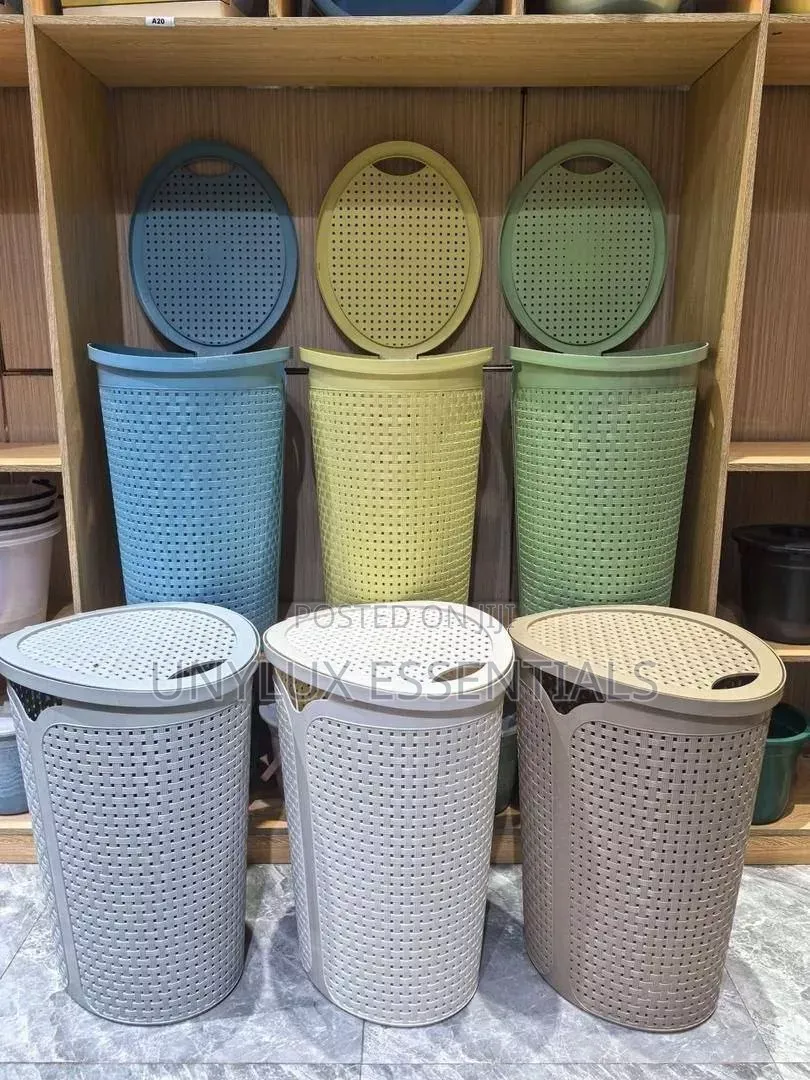 Laundry Basket With Cover