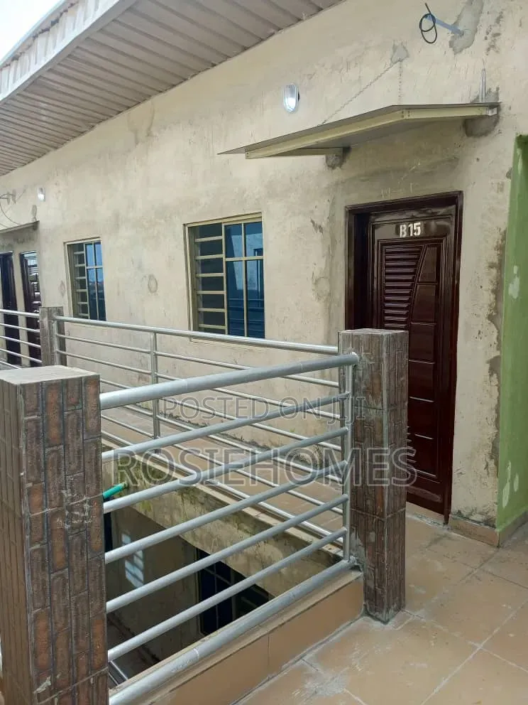 Mini Flat in Chapati, Elemoro for rent