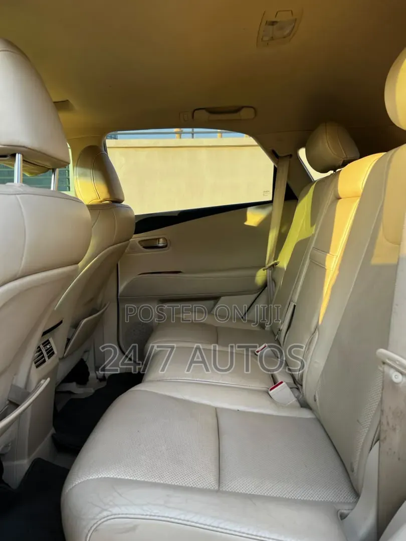 Lexus RX 2011 Gold