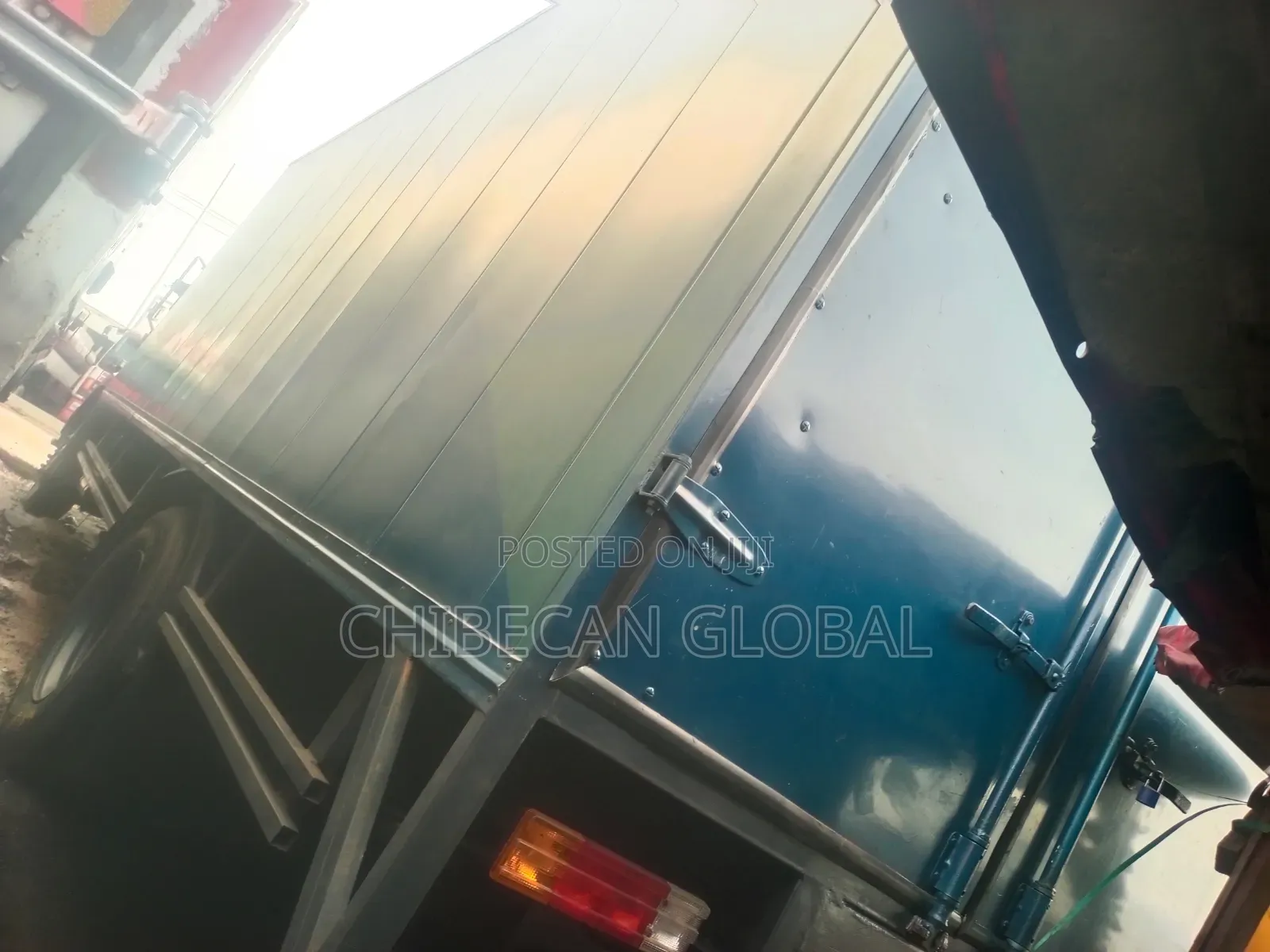 Mercedes 1417 Truck 6 Tyres (Foreign Used)