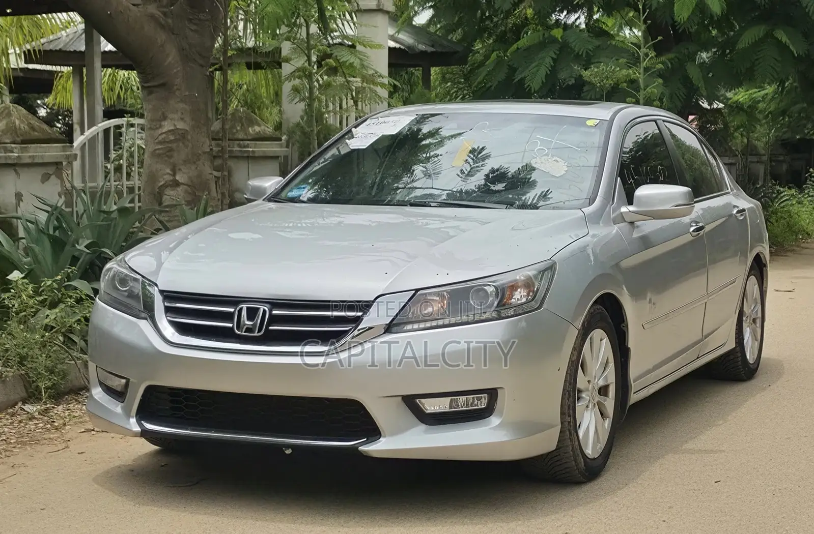 Honda Accord EX-L 4dr Sedan FWD (2.4L 4cyl 2A) 2013 Silver