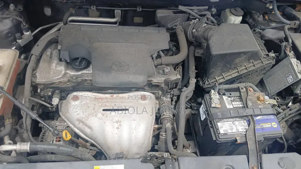 Toyota RAV4 XLE AWD (2.5L 4cyl 6A) 2013 Gray