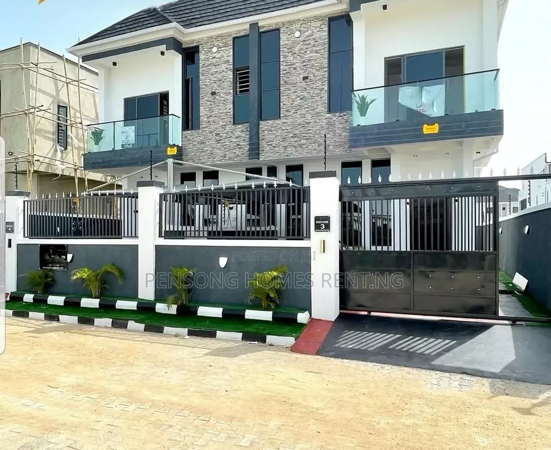 4bdrm Duplex in Ikota Gra for rent