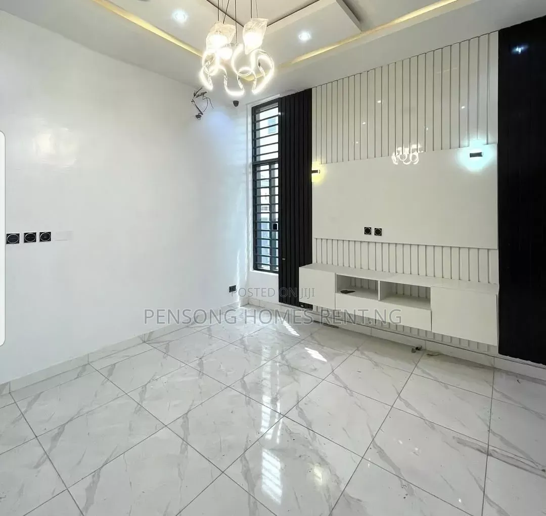 4bdrm Duplex in Ikota Gra for rent