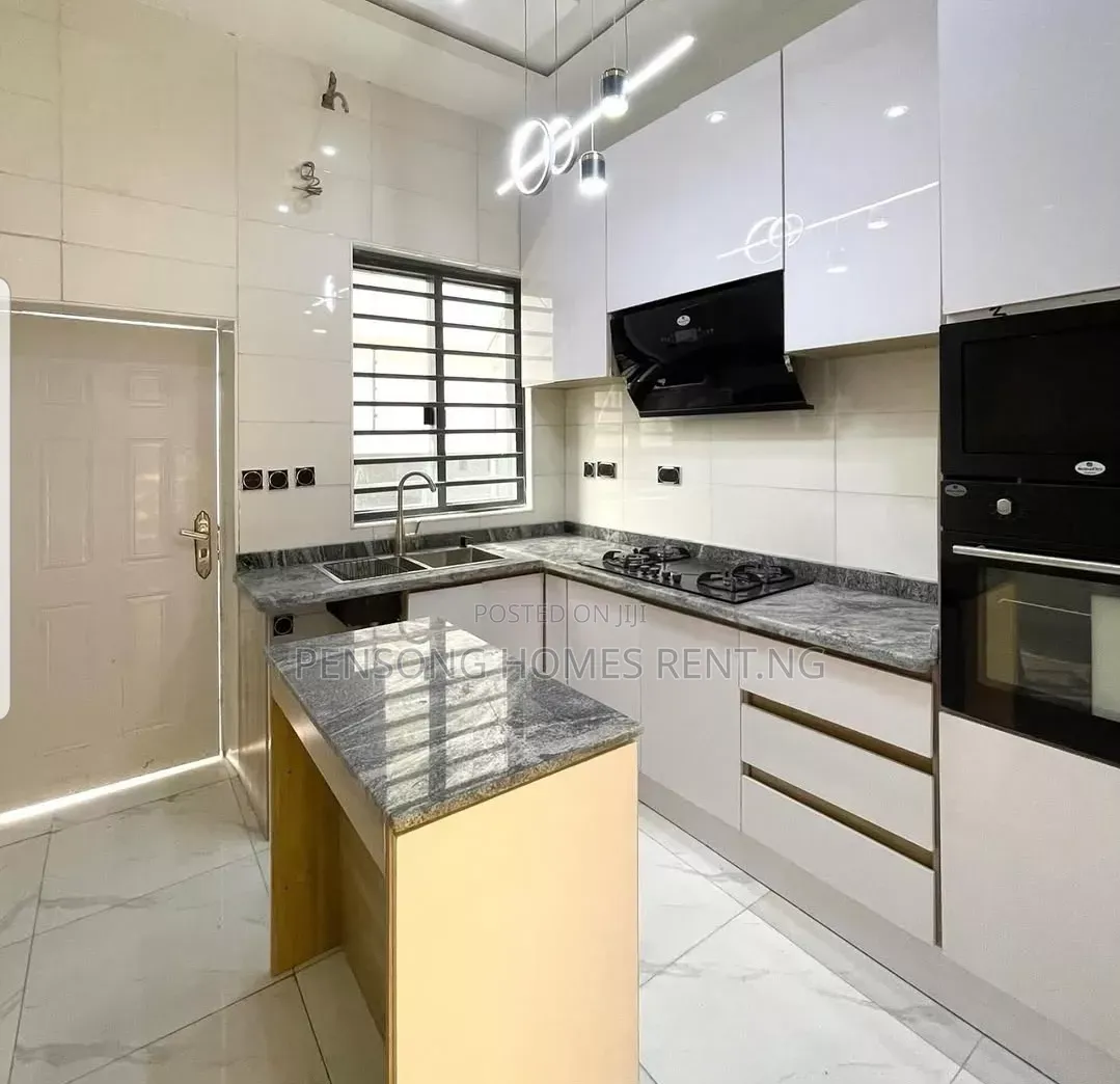 4bdrm Duplex in Ikota Gra for rent