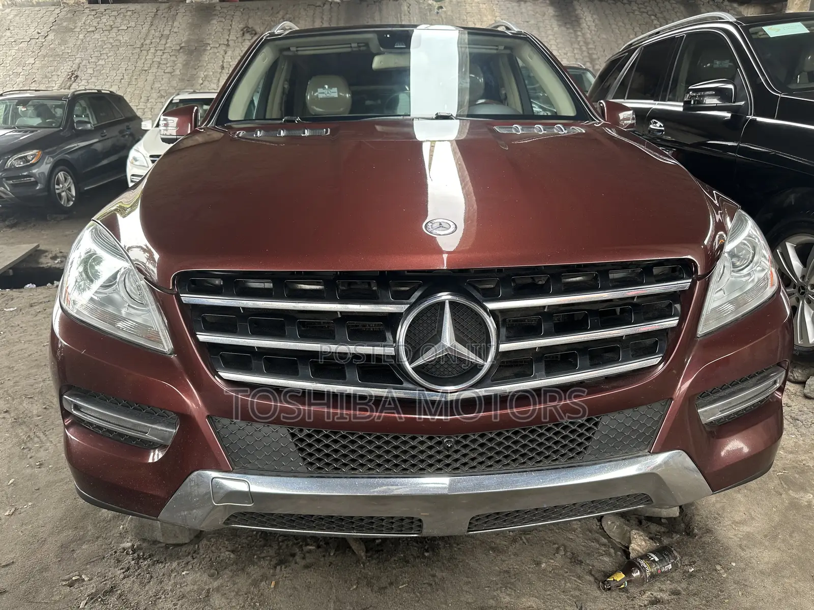 Mercedes-Benz M Class ML350 4MATIC 4dr SUV AWD (3.5L 6cyl 7A) 2014 Red