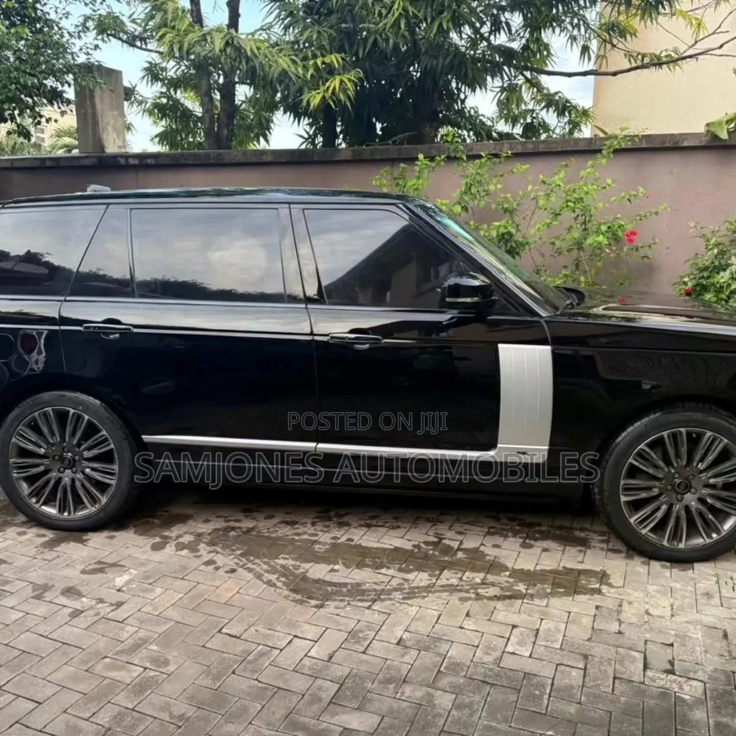 Land Rover Range Rover Vogue 2014 Black