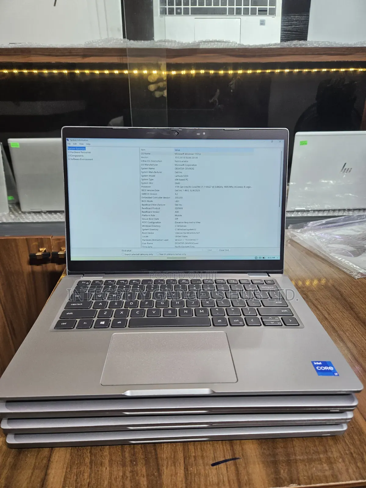 Laptop Dell Latitude 5320 2-in-1 16GB Intel Core i7 SSD 512GB