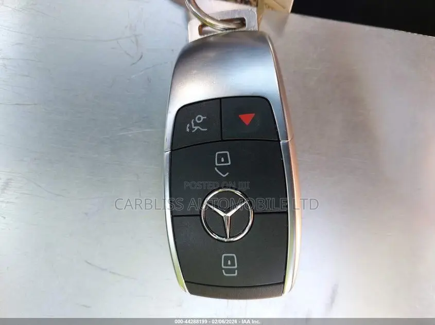 Mercedes-Benz GLC-Class 2021 White