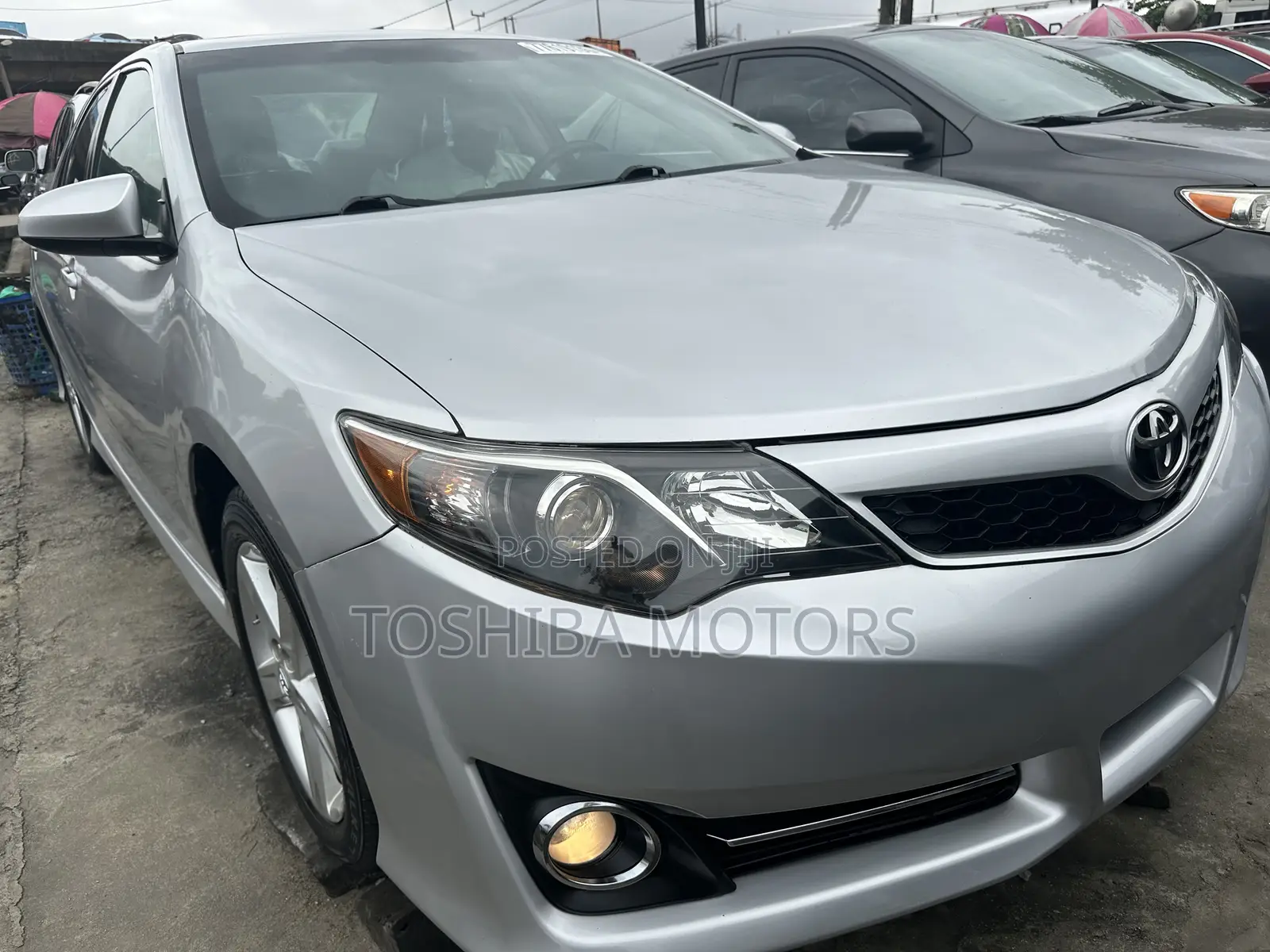 Toyota Camry SE 4dr Sedan (2.5L 4cyl 6A) 2014 Silver