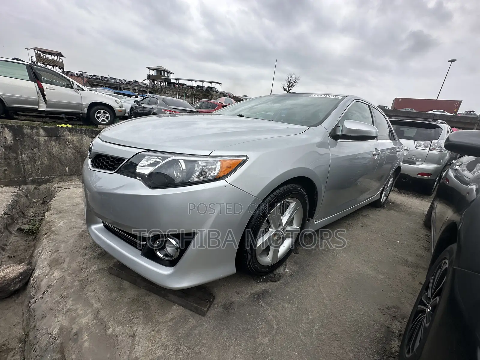 Toyota Camry SE 4dr Sedan (2.5L 4cyl 6A) 2014 Silver