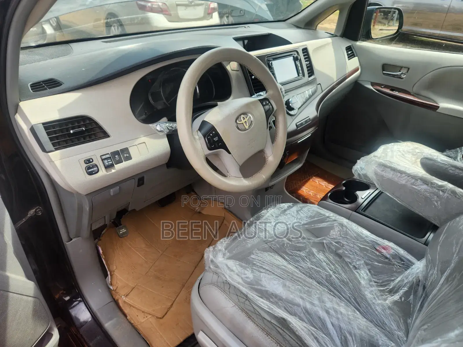 Toyota Sienna 2015 Gray