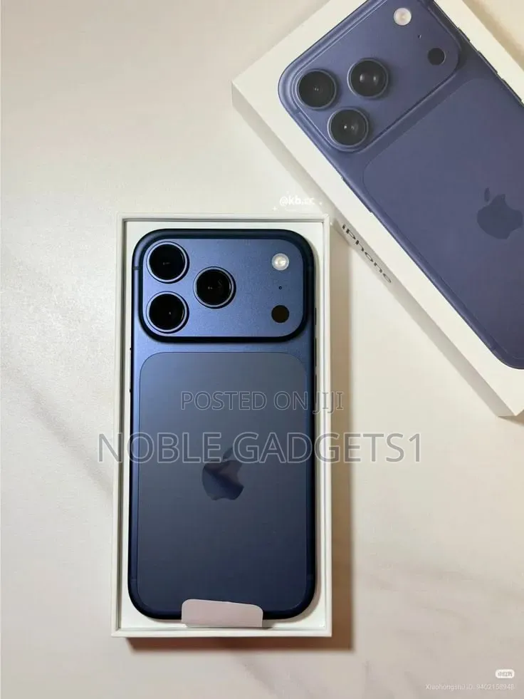 New Apple iPhone 17 Pro Max 256 GB Blue