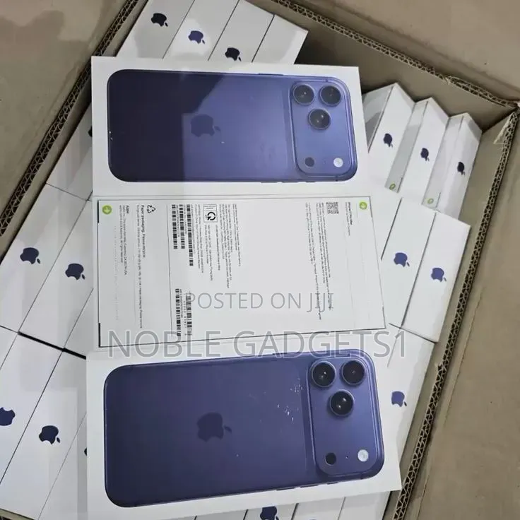 New Apple iPhone 17 Pro Max 256 GB Blue