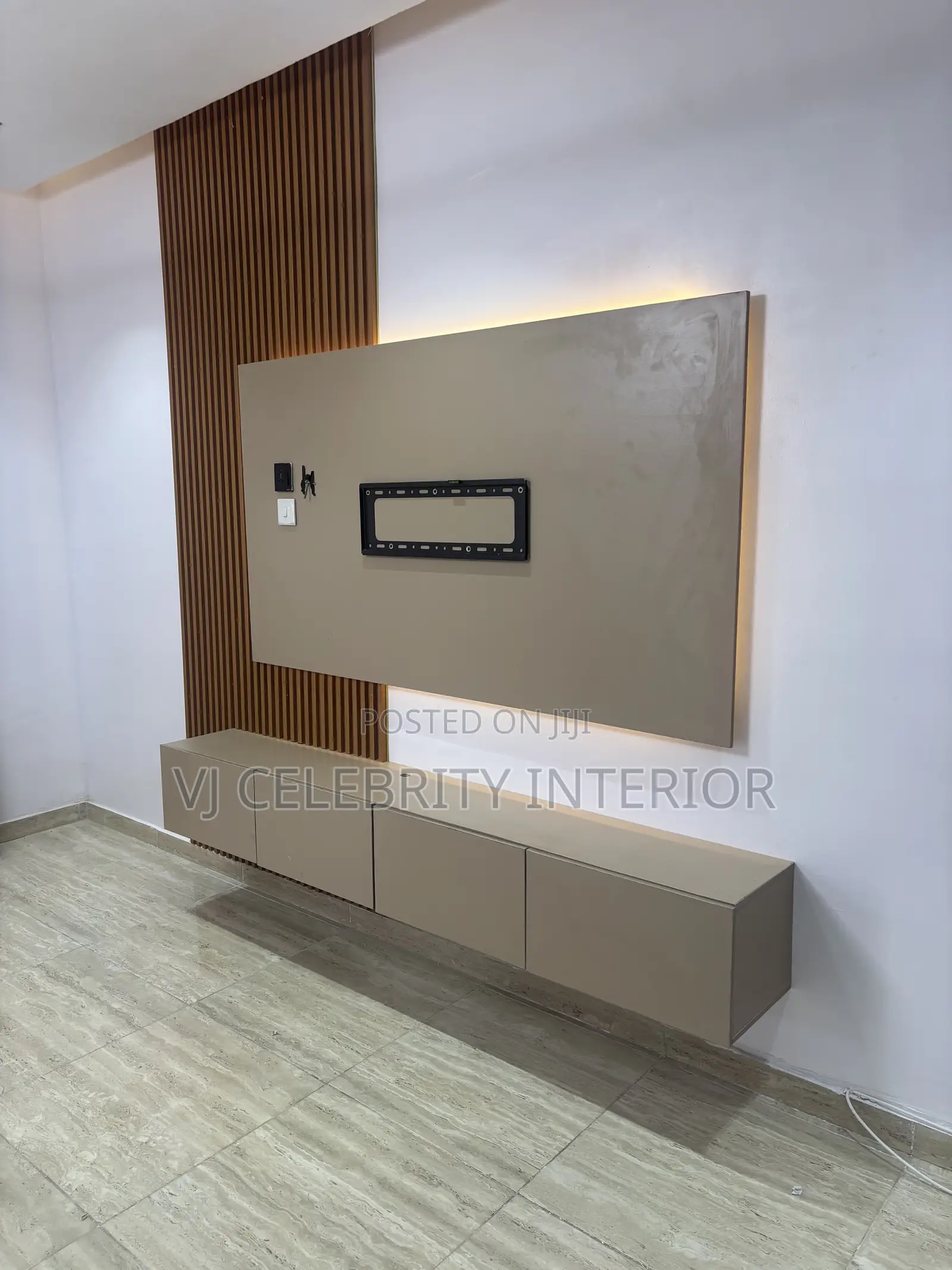 Brand New MDF 8ft by 8ft Console With Led Light