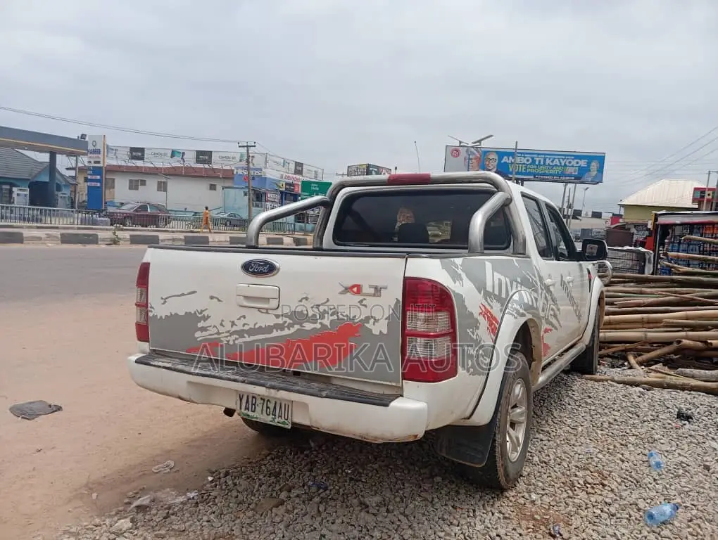 Ford F-150 2010 White