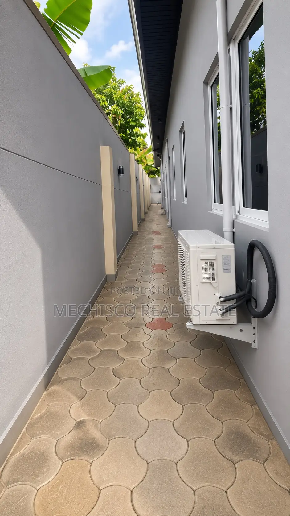 Studio Apartment in Rumolumeni for sale