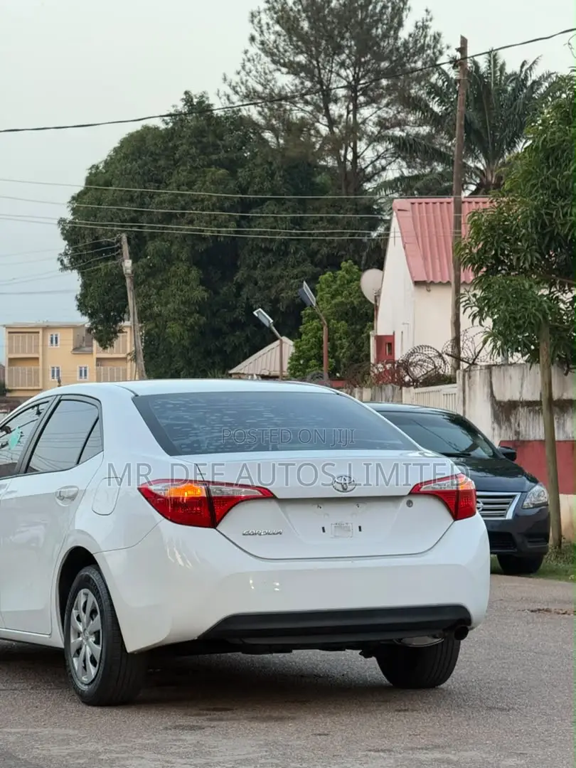 Toyota Corolla 2016 White