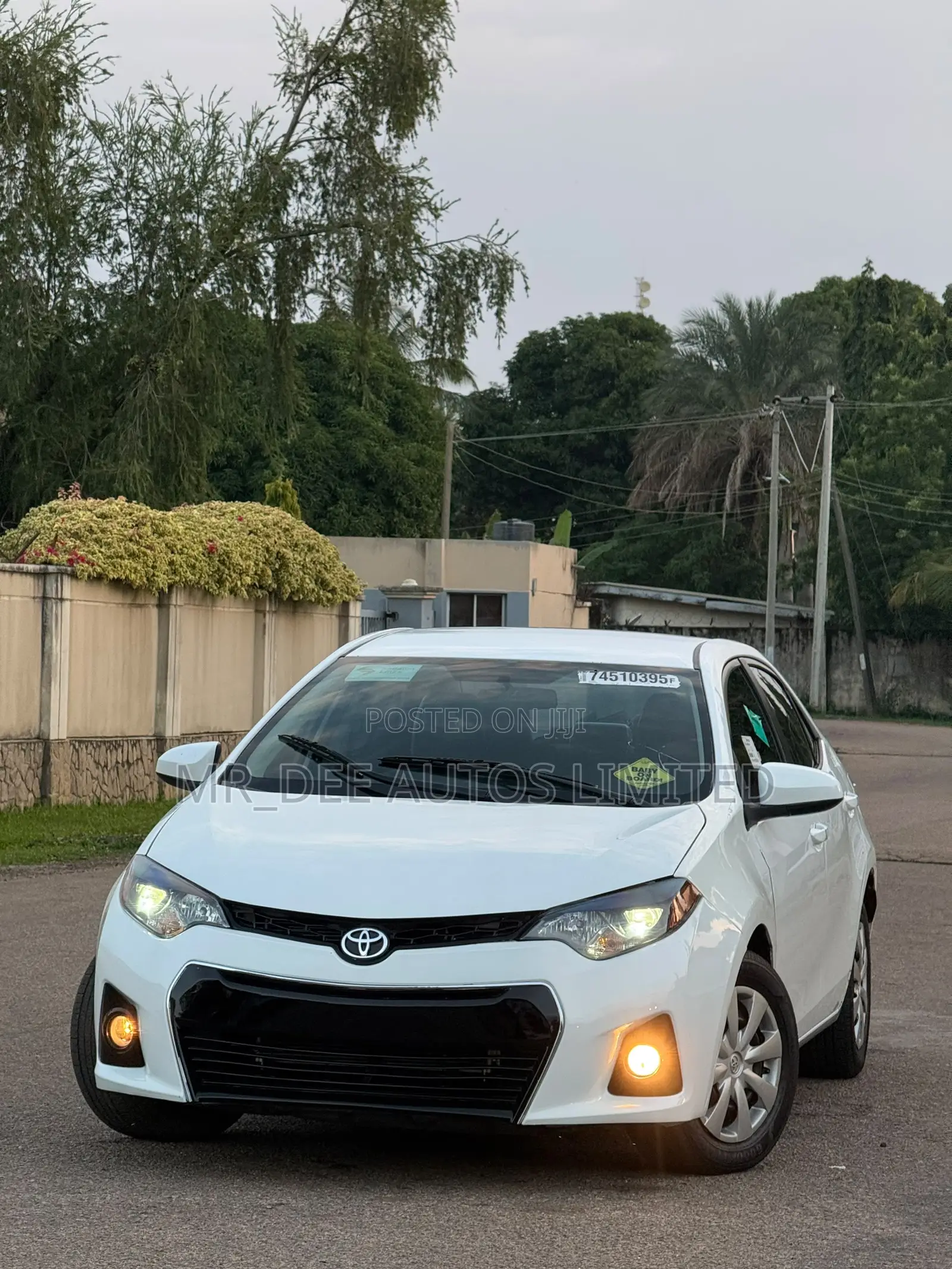 Toyota Corolla 2016 White