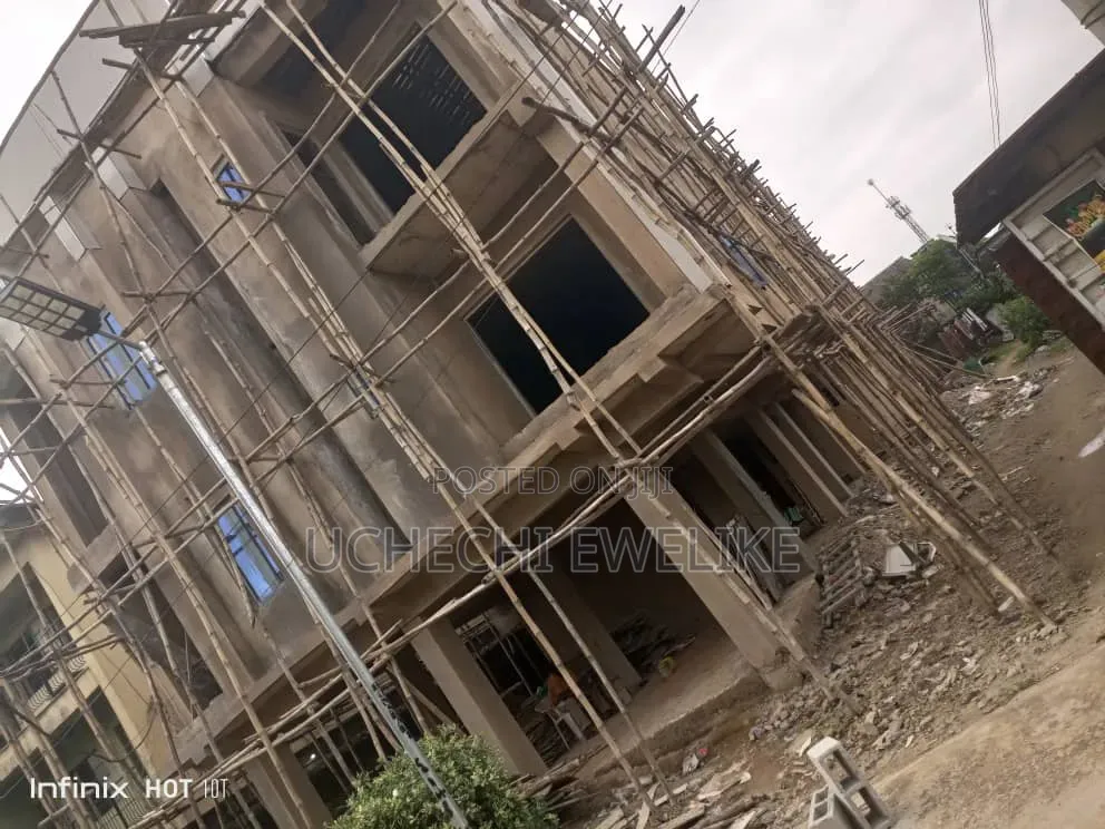 1bdrm Apartment in Onike for sale