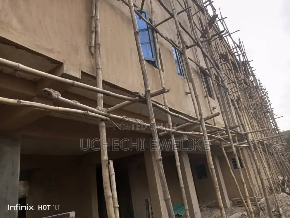 1bdrm Apartment in Onike for sale