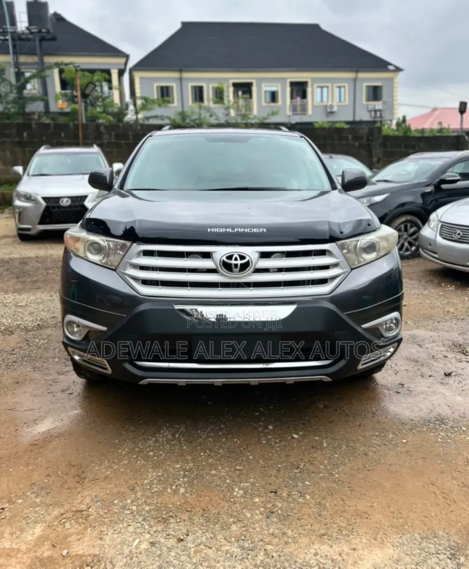 Toyota Highlander 2013 Gray