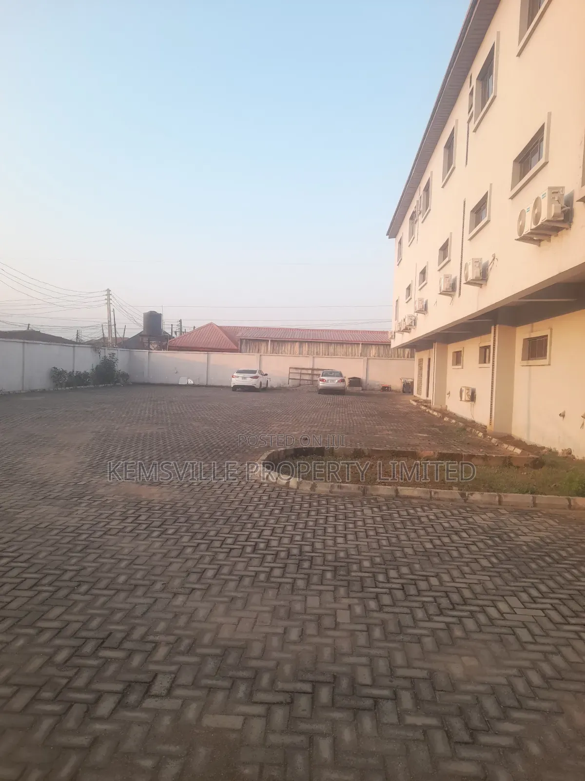 Commercial Office for Sales