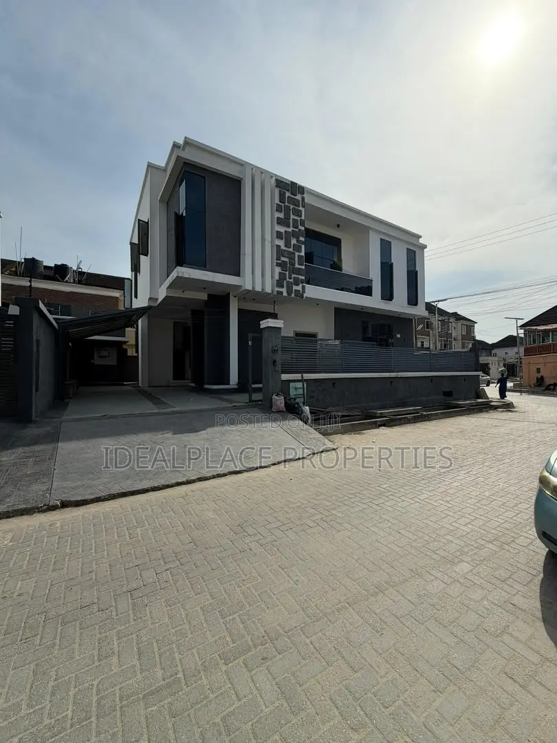 5bdrm Duplex in Osapa london for sale