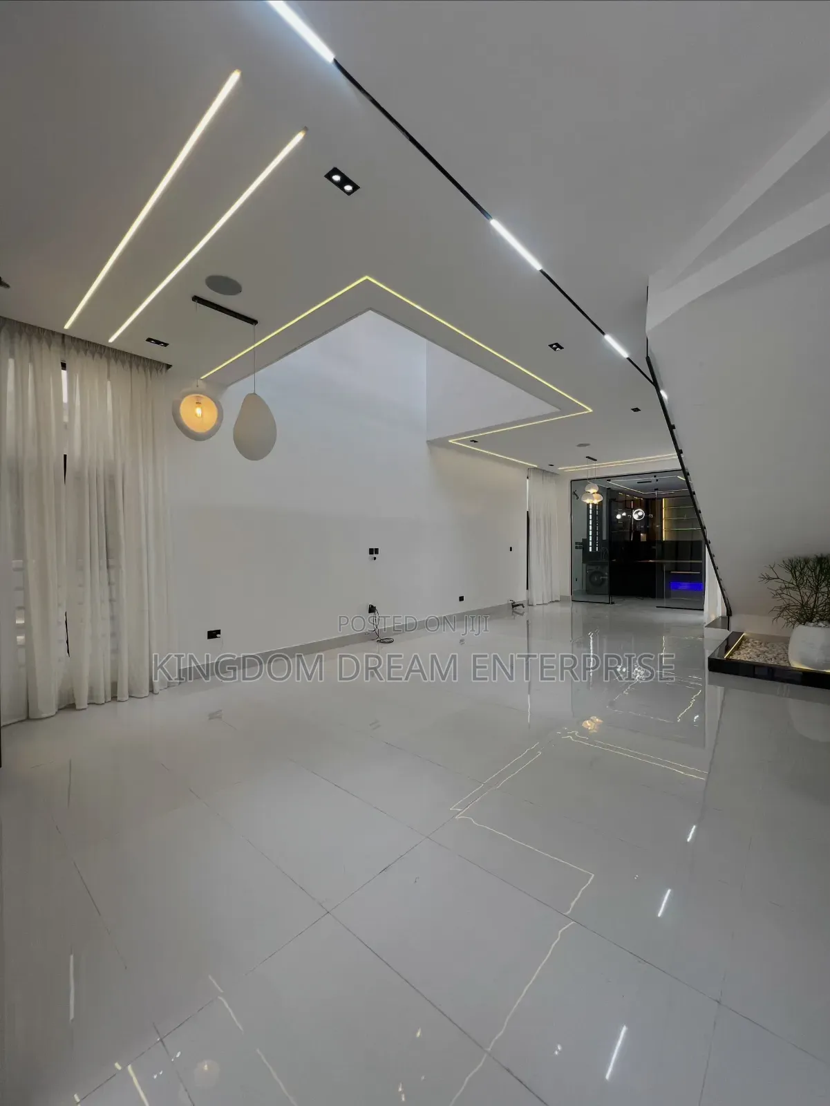 5bdrm Duplex in Orchid Lekki for sale