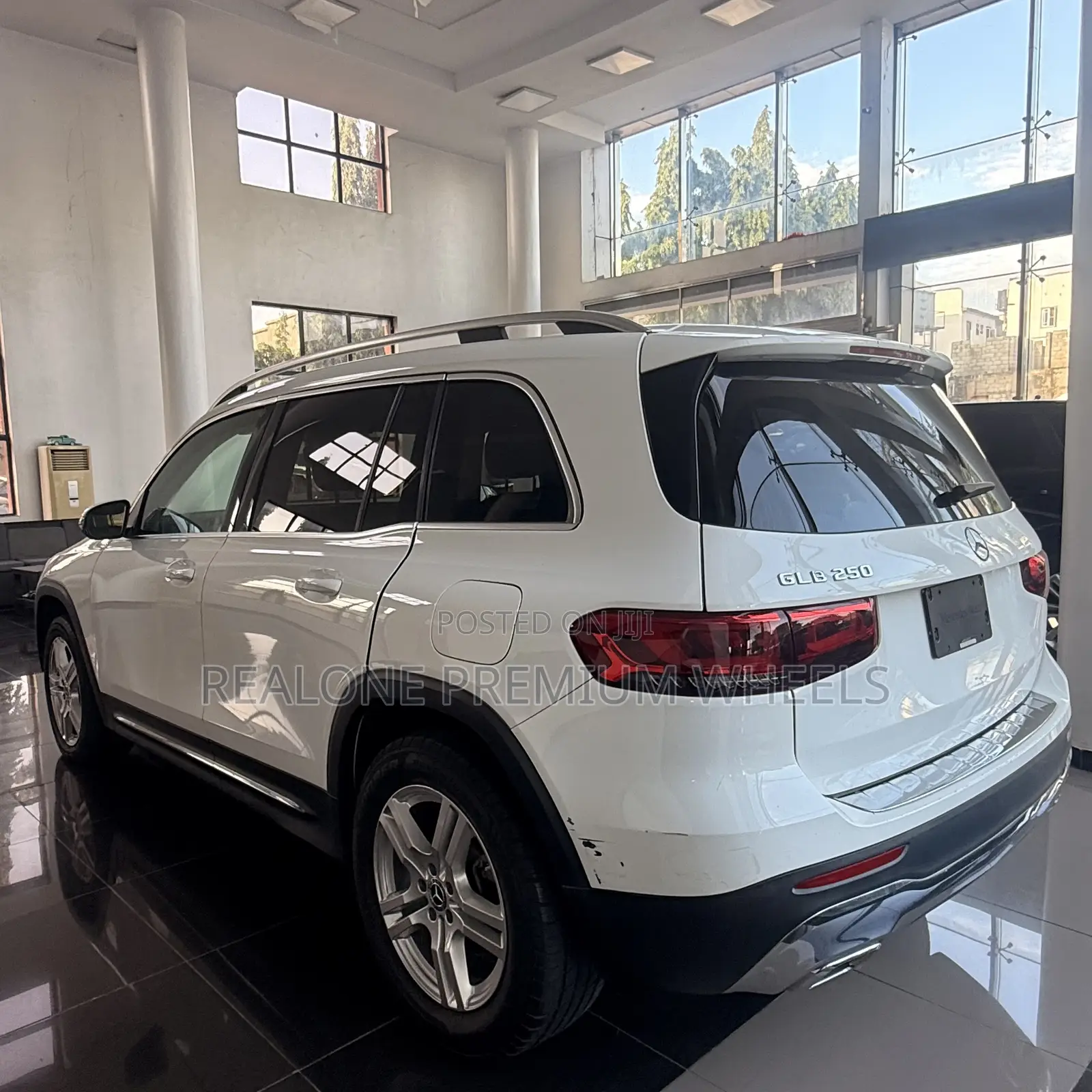 Mercedes-Benz GLB-Class GLB 250 4MATIC 2020 White