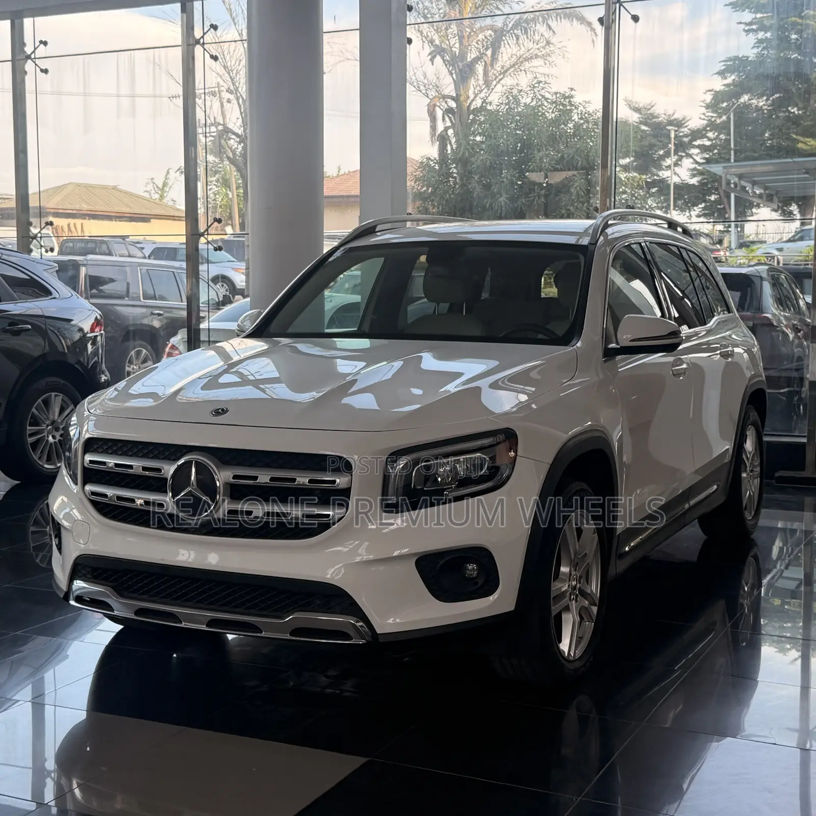 Mercedes-Benz GLB-Class GLB 250 4MATIC 2020 White
