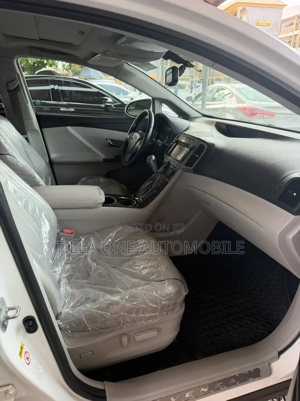 Toyota Venza Limited 2013 White