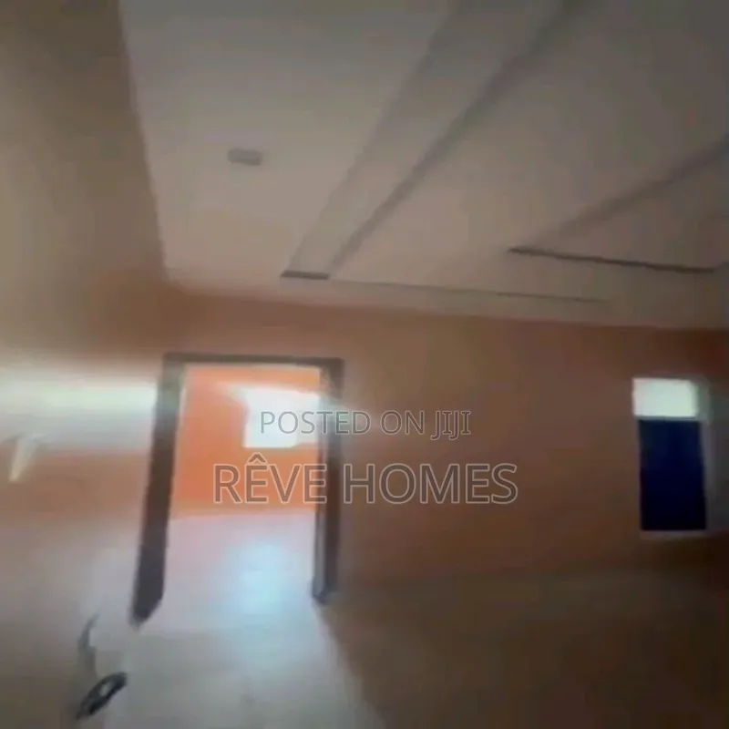 Mini Flat in Anthony Village for rent