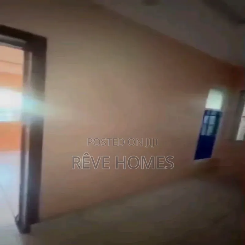 Mini Flat in Anthony Village for rent