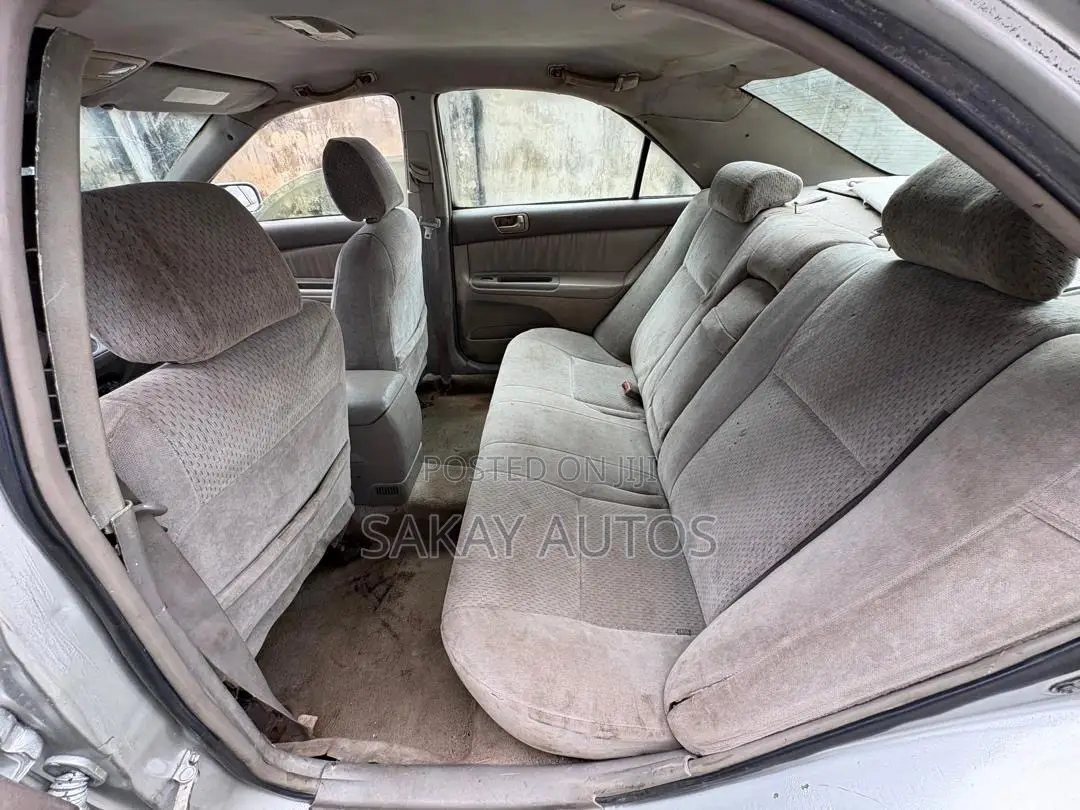 Toyota Camry 2005 Silver