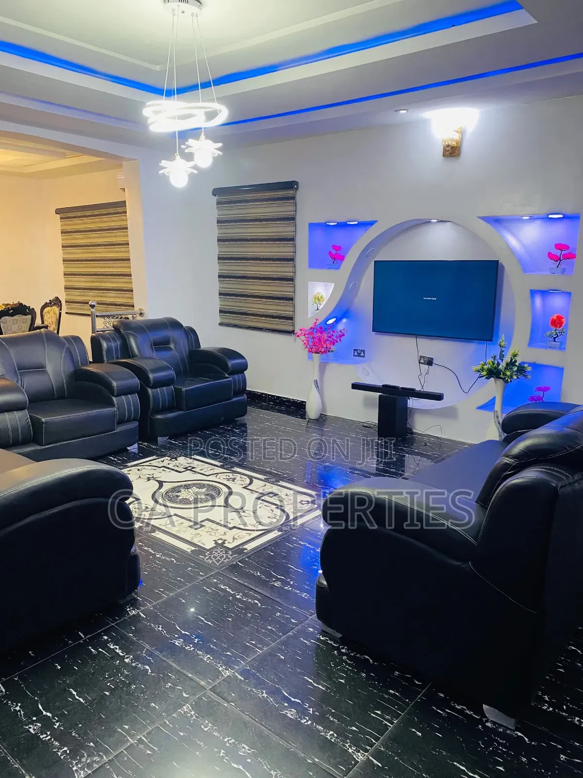 Fully Furnished 3bdrm Shortlet Apartment at Ashi-Bodija Est, Ibadan.