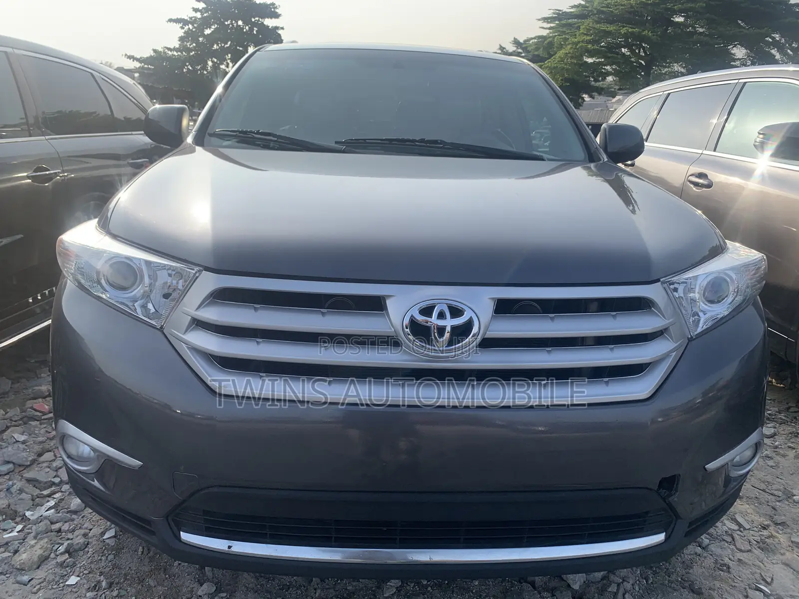Toyota Highlander Limited 3.5l 4WD 2013 Gray